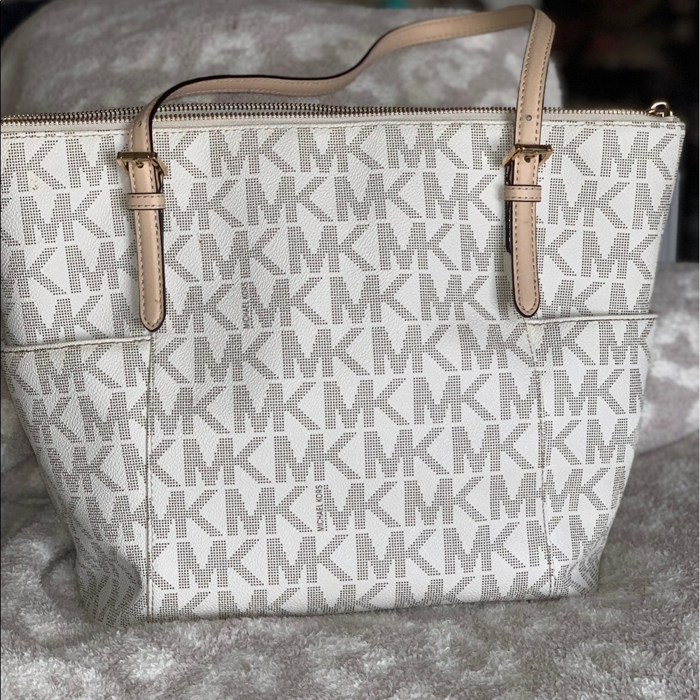 Michael Kors purse